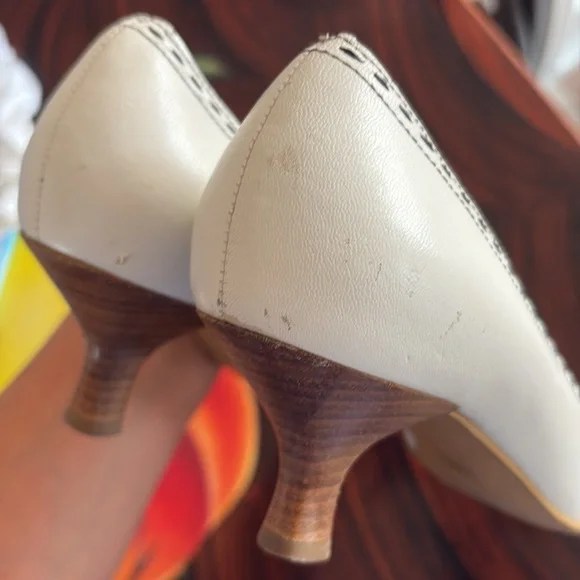 Vintage leather Franco Sarto Women's White Bow kitten Heels - Picture 7 of 11